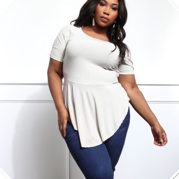 Tops - NEW PLUS Beige short sleeve top with cut details